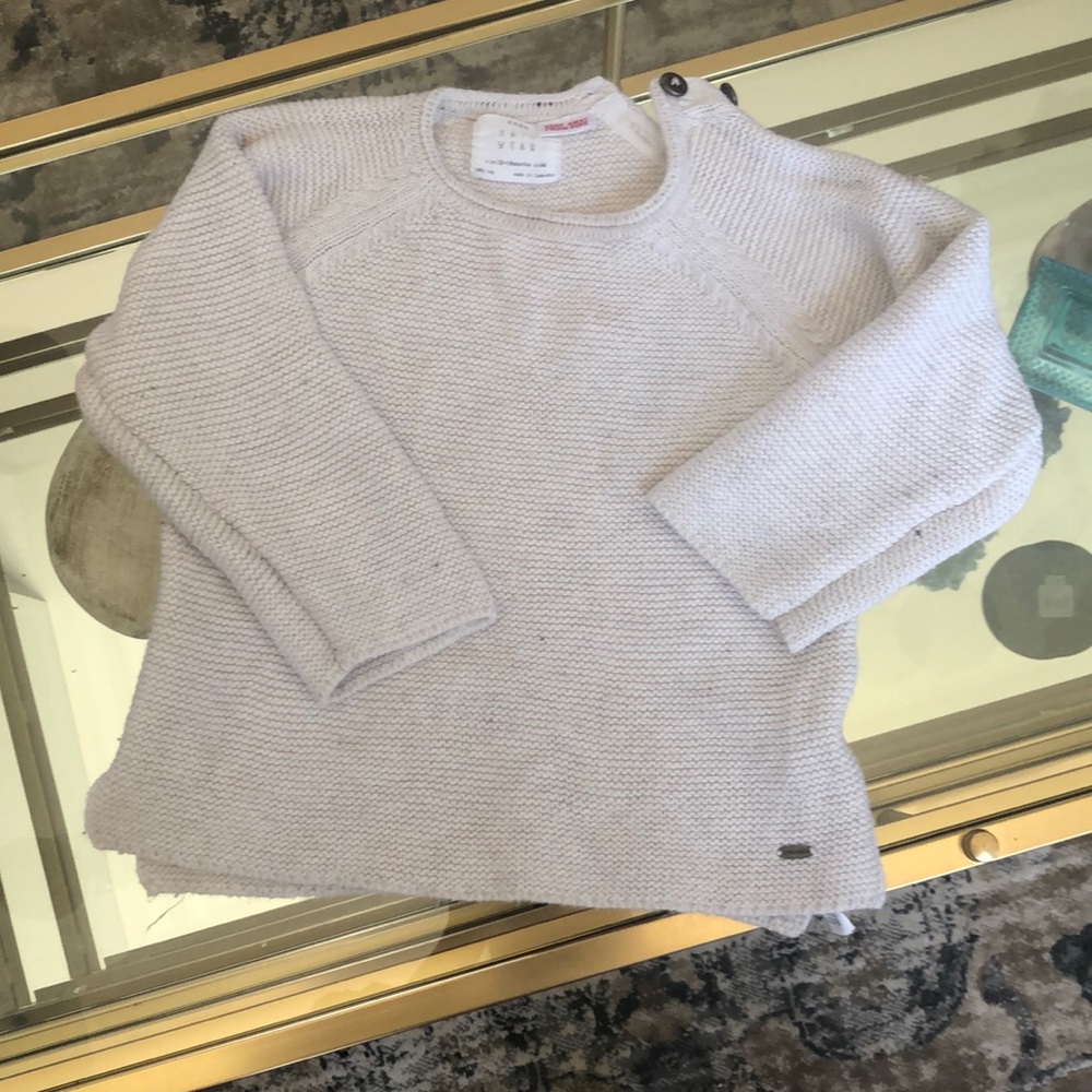 Knit sweater